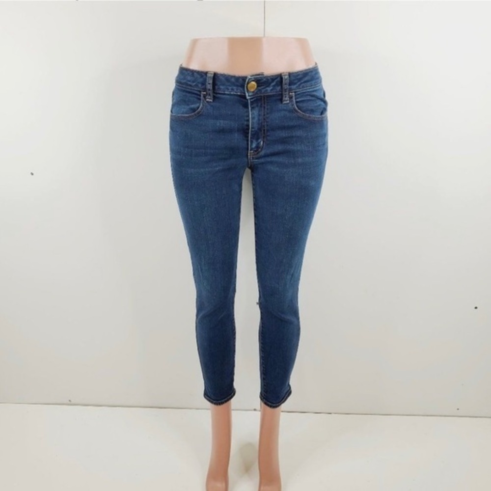 American Eagle Super Stretch Jegging Blue Jeans size 6 Short. Rise 8.5 inches.